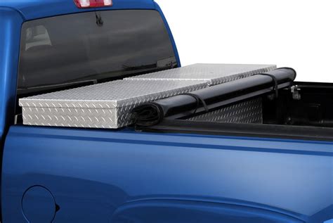 tonneau cover behind toolbox